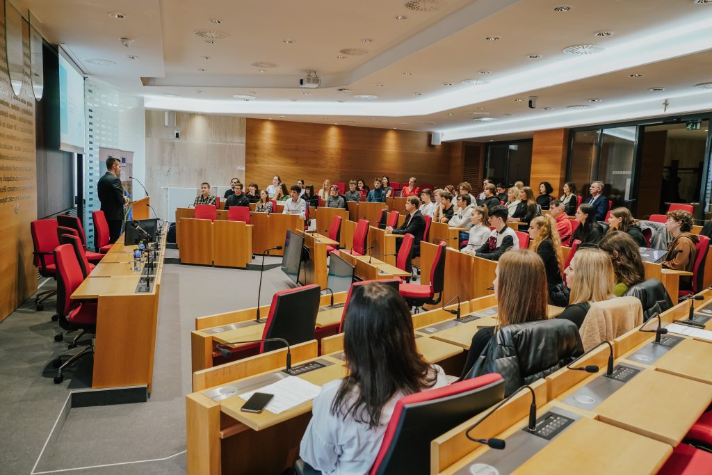 Stretnutie členov školských parlamentov a mládežníckych parlamentov v Prešovskom a Košickom kraji